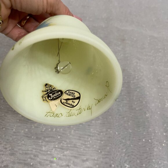 VTG Uranium Fenton Custard Bell Hand Painted, Signed W/2 Stamps~ Glows - Picture 5 of 10
